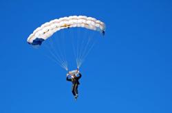 开云体育平台APP-逆燃的穹顶，那一夜，武切维奇如何用沉默点燃亿万人的呐喊