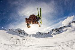 开云体育在线-雄鹿战术铁幕封锁芝加哥，班凯罗30+10临危救主