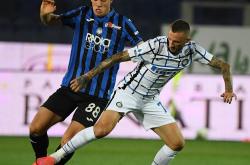 开云体育app-AC米兰在客场不敌亚特兰大，遭遇失利