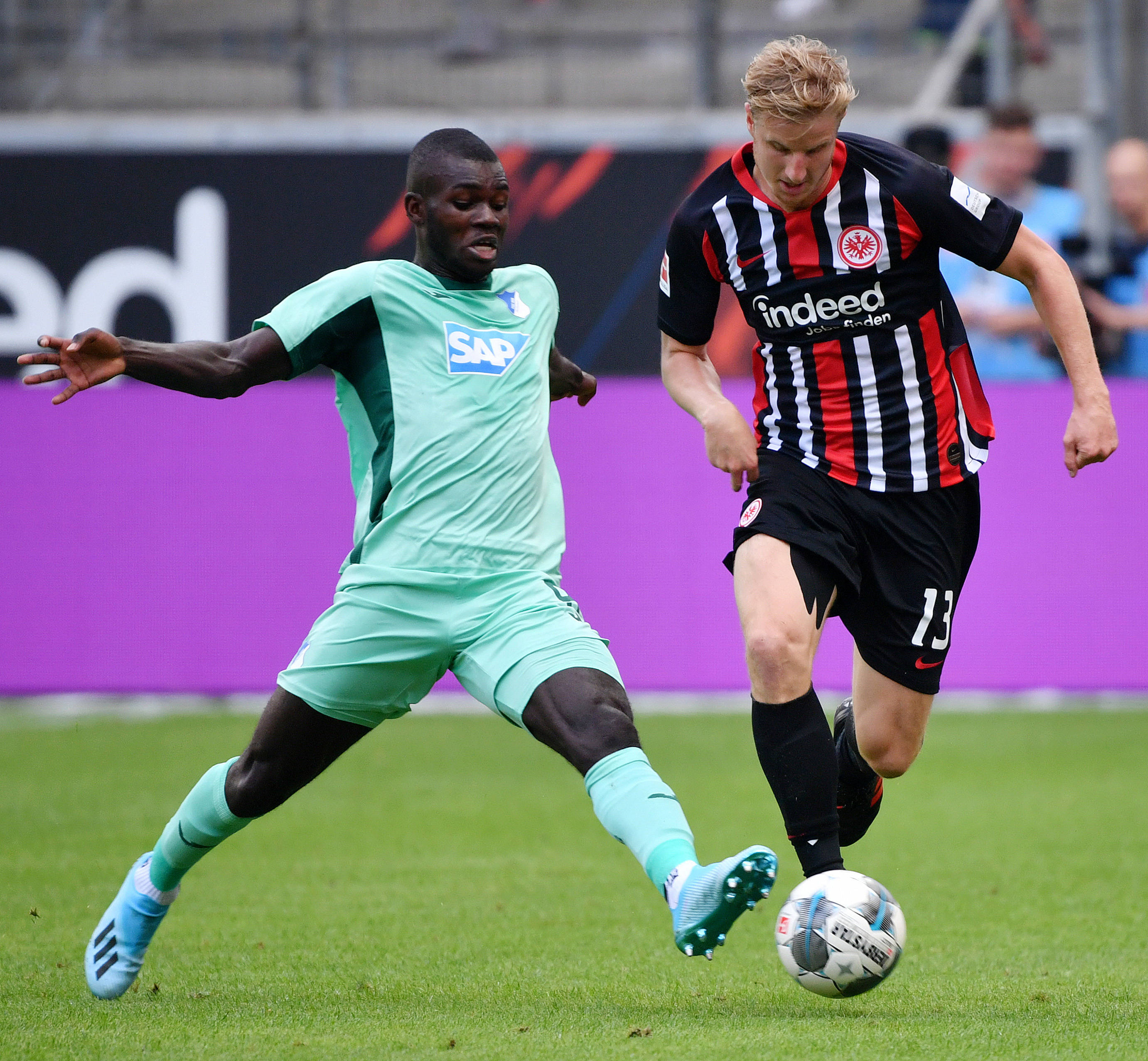 包含法兰克福取得三连胜,冲击前列的词条 包含法兰克福取得三连胜,冲击前列的词条