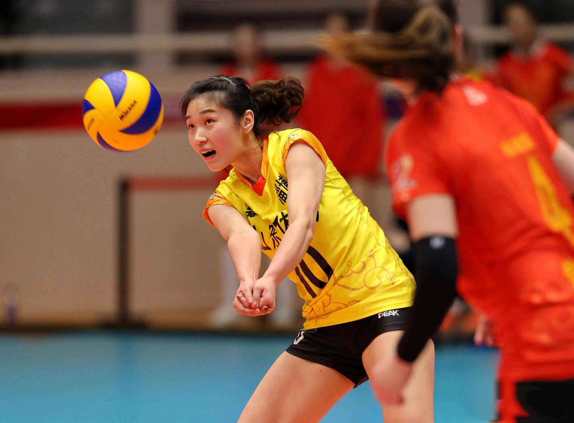 马拉加击败人气球队，继续保持领先优势