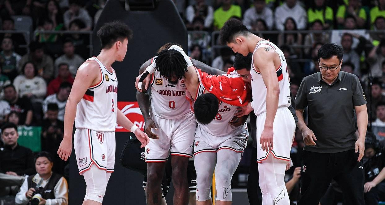 豪门球队遭逢重大变故！球员伤势情况堪忧的简单介绍