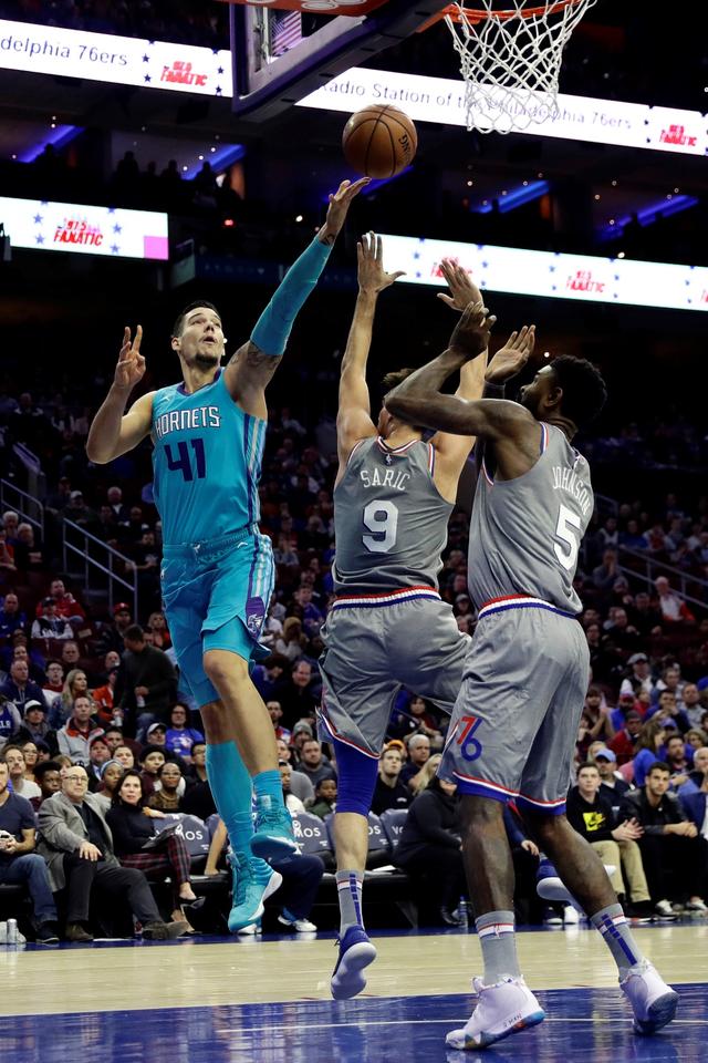 辽宁队轻取76人，恩比德统治全场的简单介绍